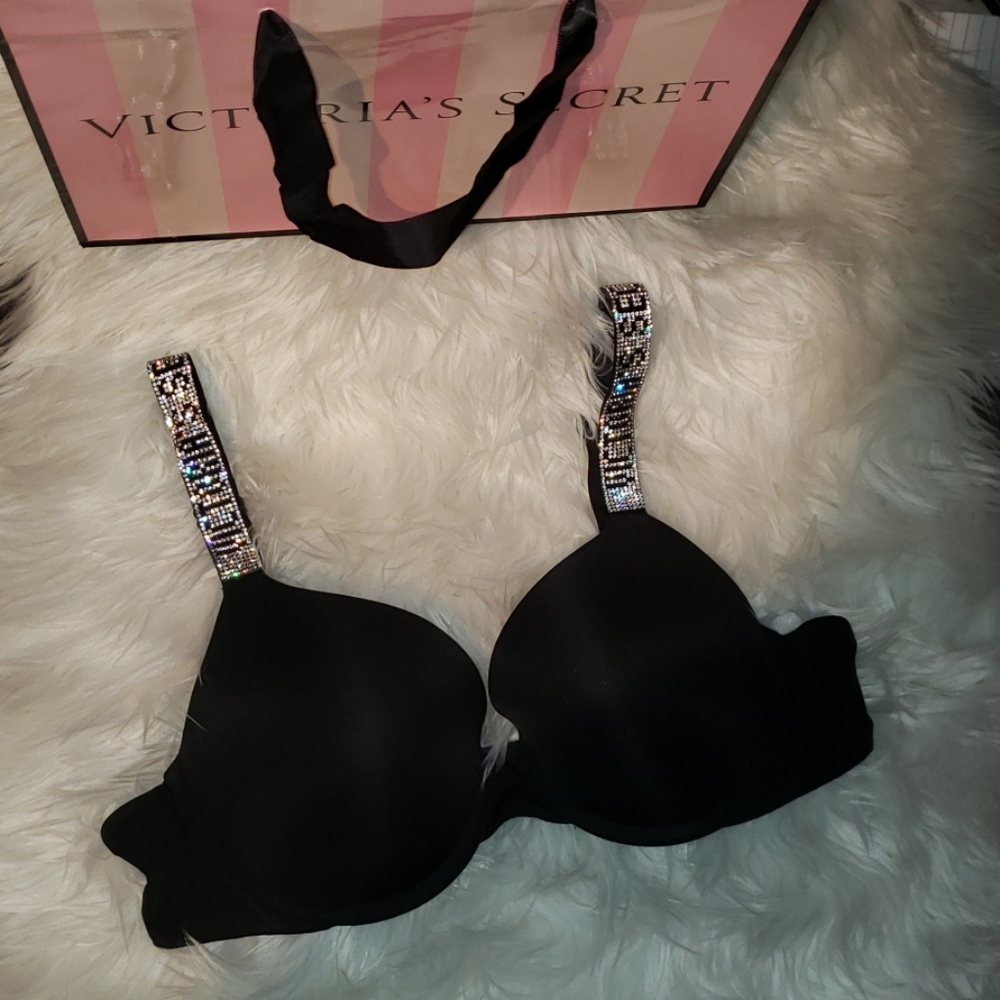 V.S. Rhinestone LogoT-Shirt Push-Up Bra